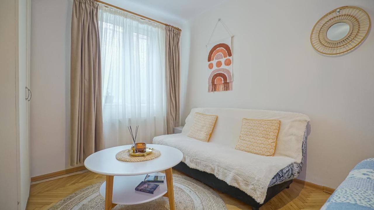 Old Town City Center Apartments Брашов Екстериор снимка
