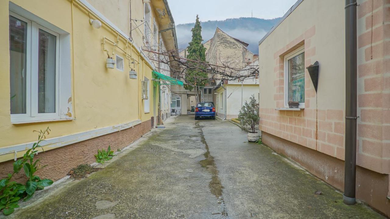 Old Town City Center Apartments Брашов Екстериор снимка