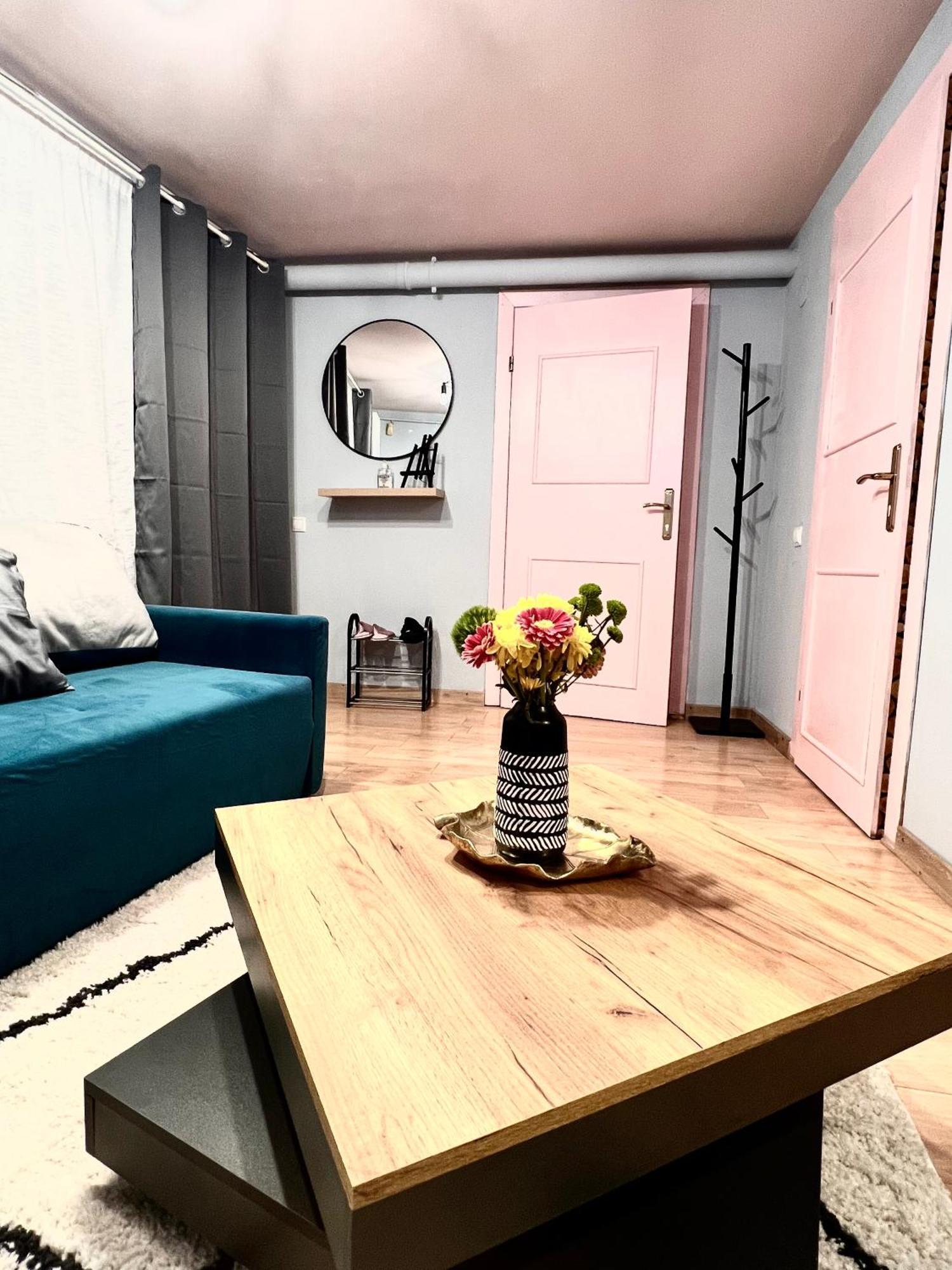 Old Town City Center Apartments Брашов Екстериор снимка
