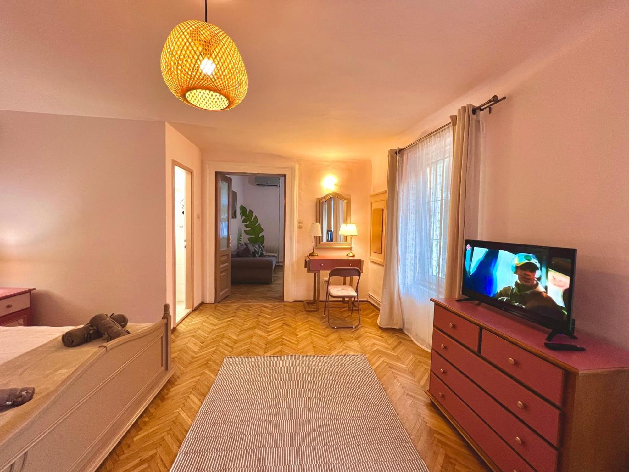 Old Town City Center Apartments Брашов Екстериор снимка