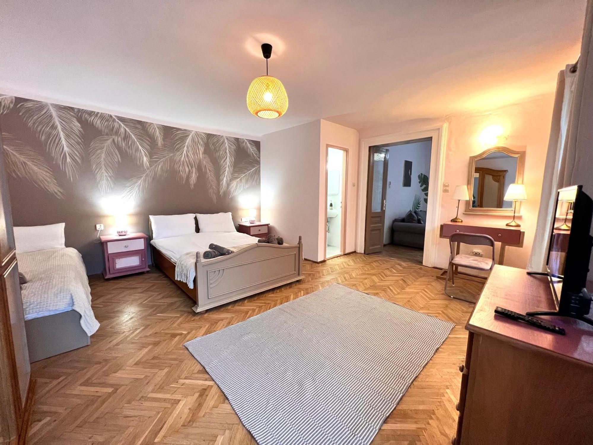 Old Town City Center Apartments Брашов Екстериор снимка