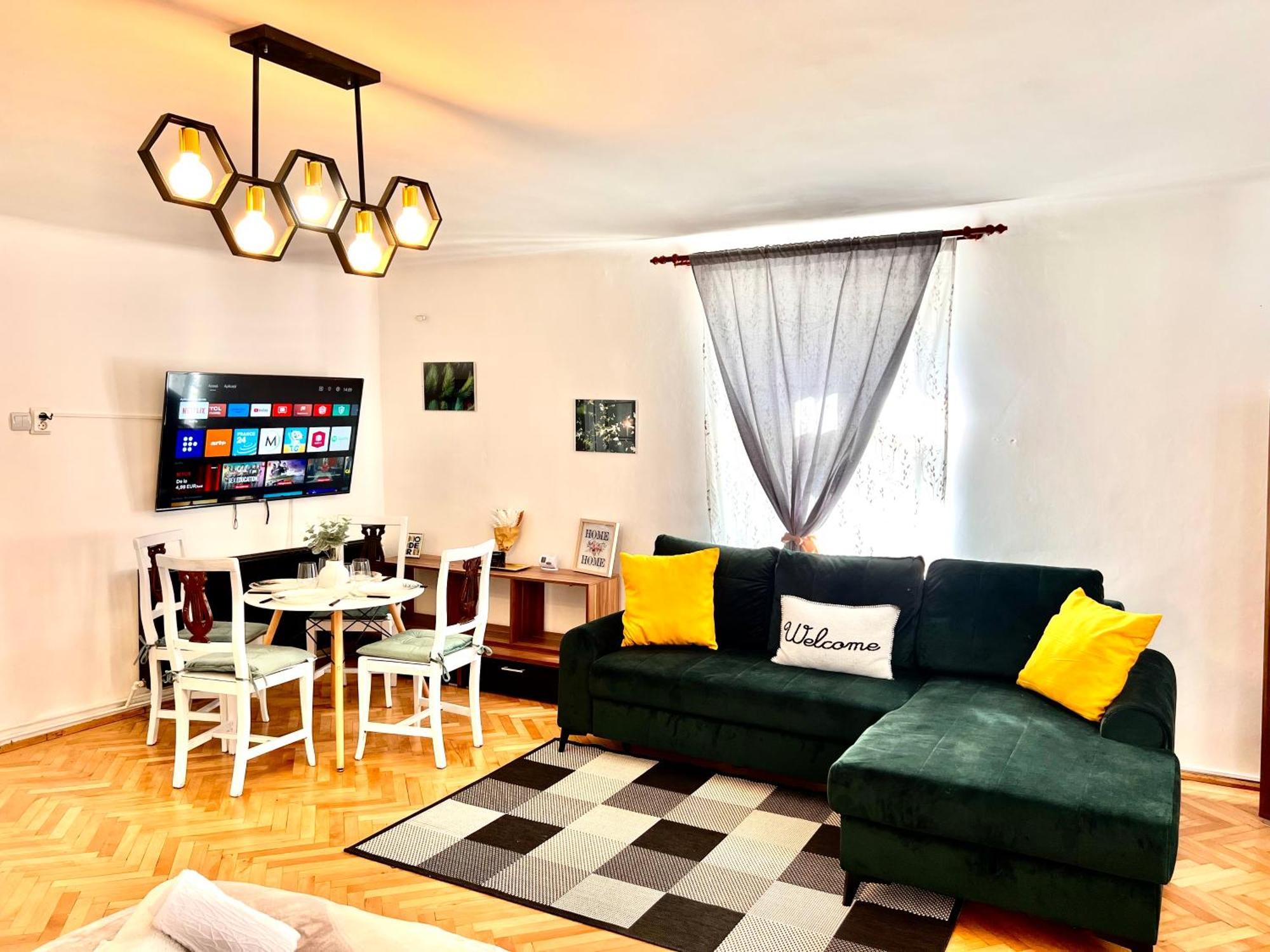 Old Town City Center Apartments Брашов Екстериор снимка