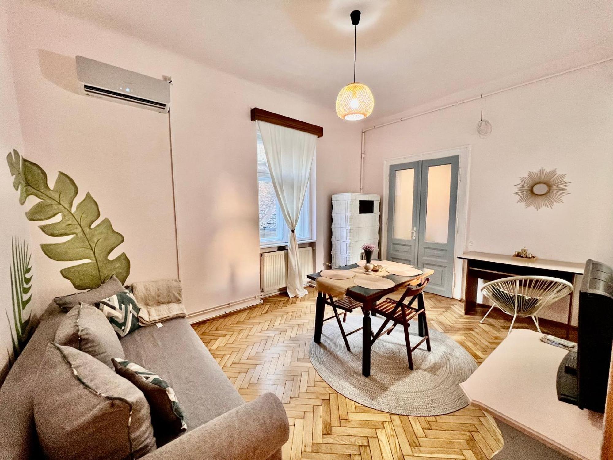 Old Town City Center Apartments Брашов Екстериор снимка