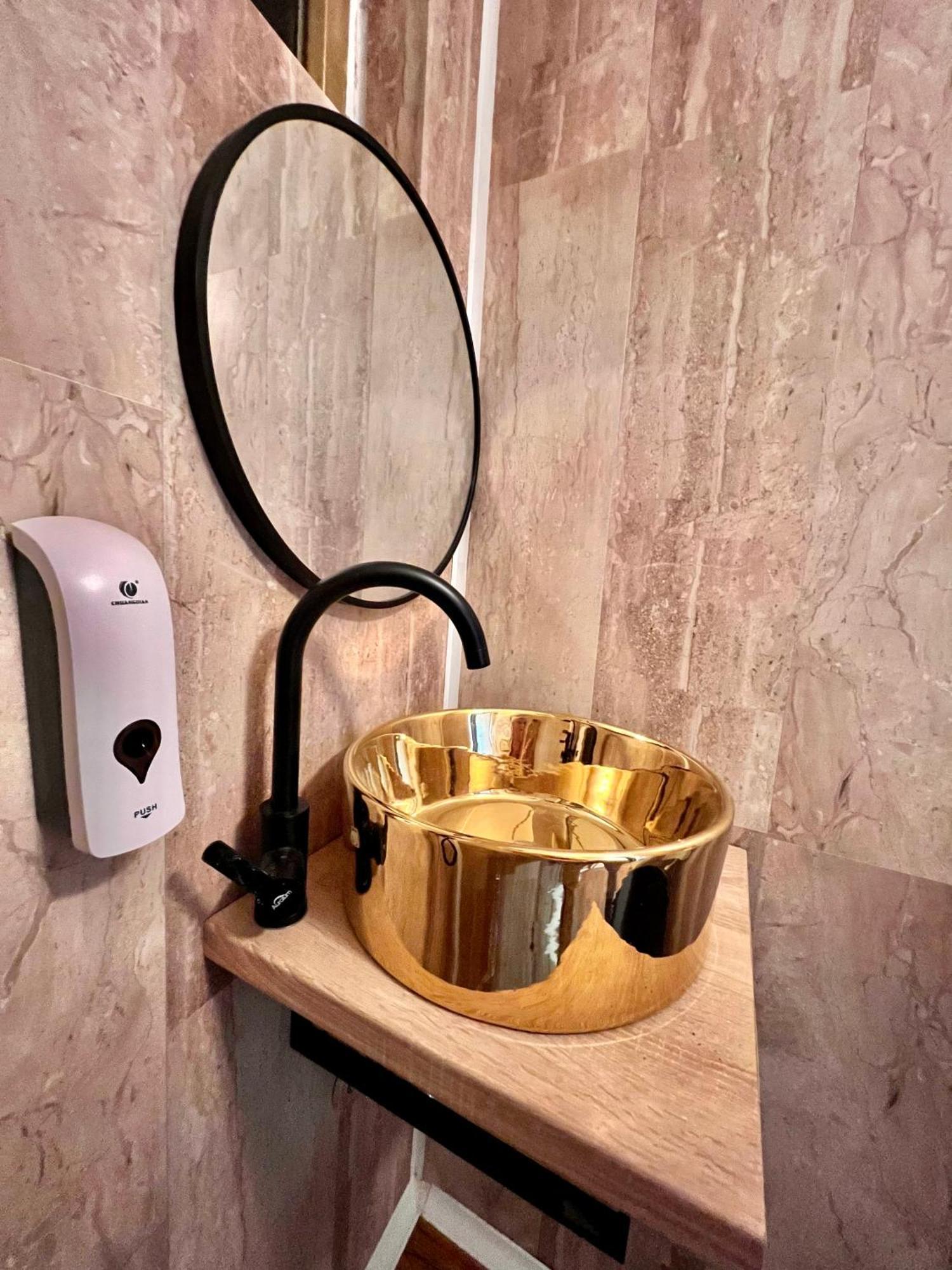 Old Town City Center Apartments Брашов Екстериор снимка